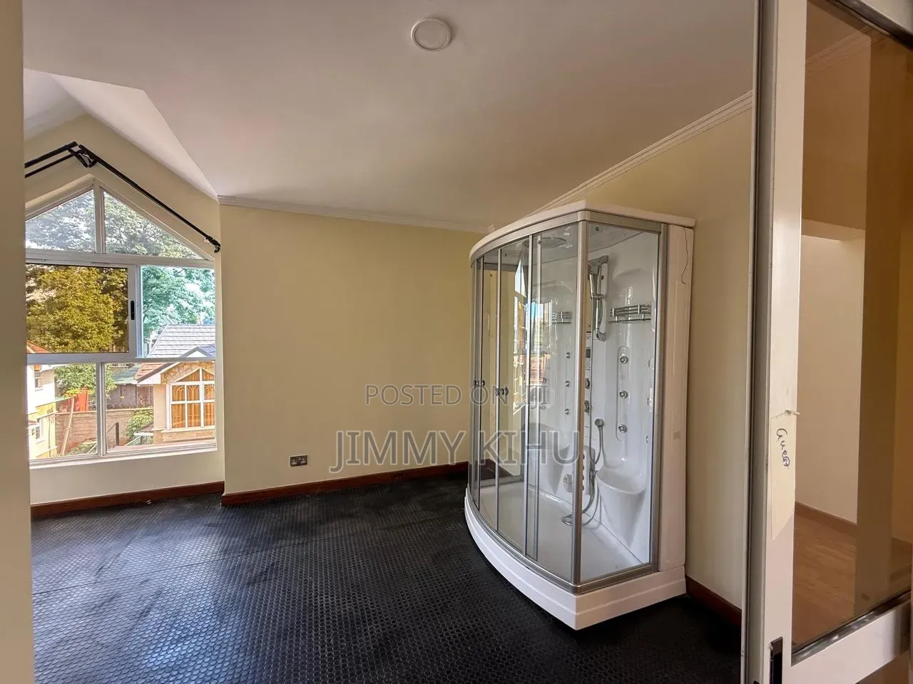 5bdrm House in Riverside Drive for sale