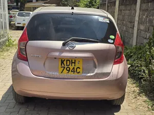 Nissan Note 2015 Pink