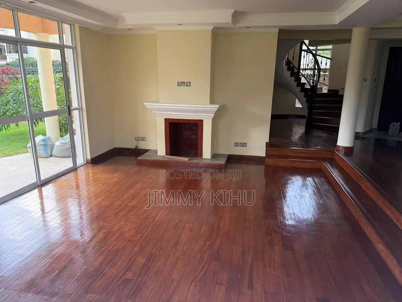 5bdrm House in Riverside Drive for sale