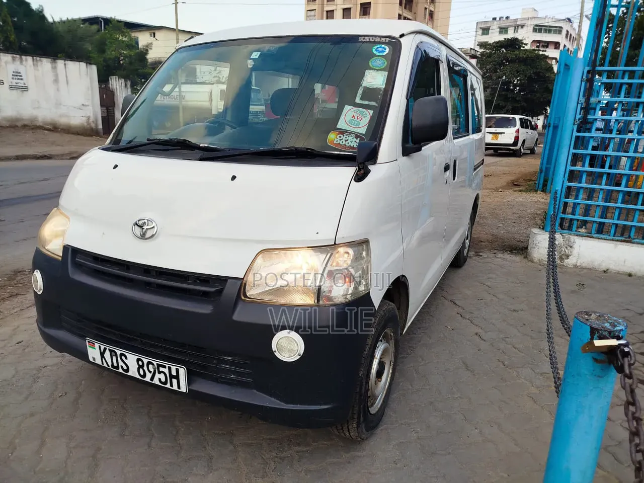Toyota TownAce 2017 White