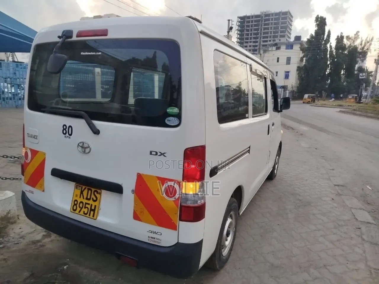 Toyota TownAce 2017 White
