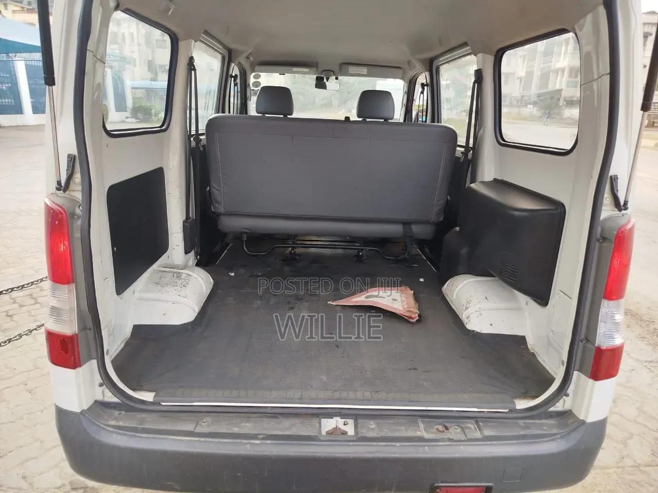 Toyota TownAce 2017 White