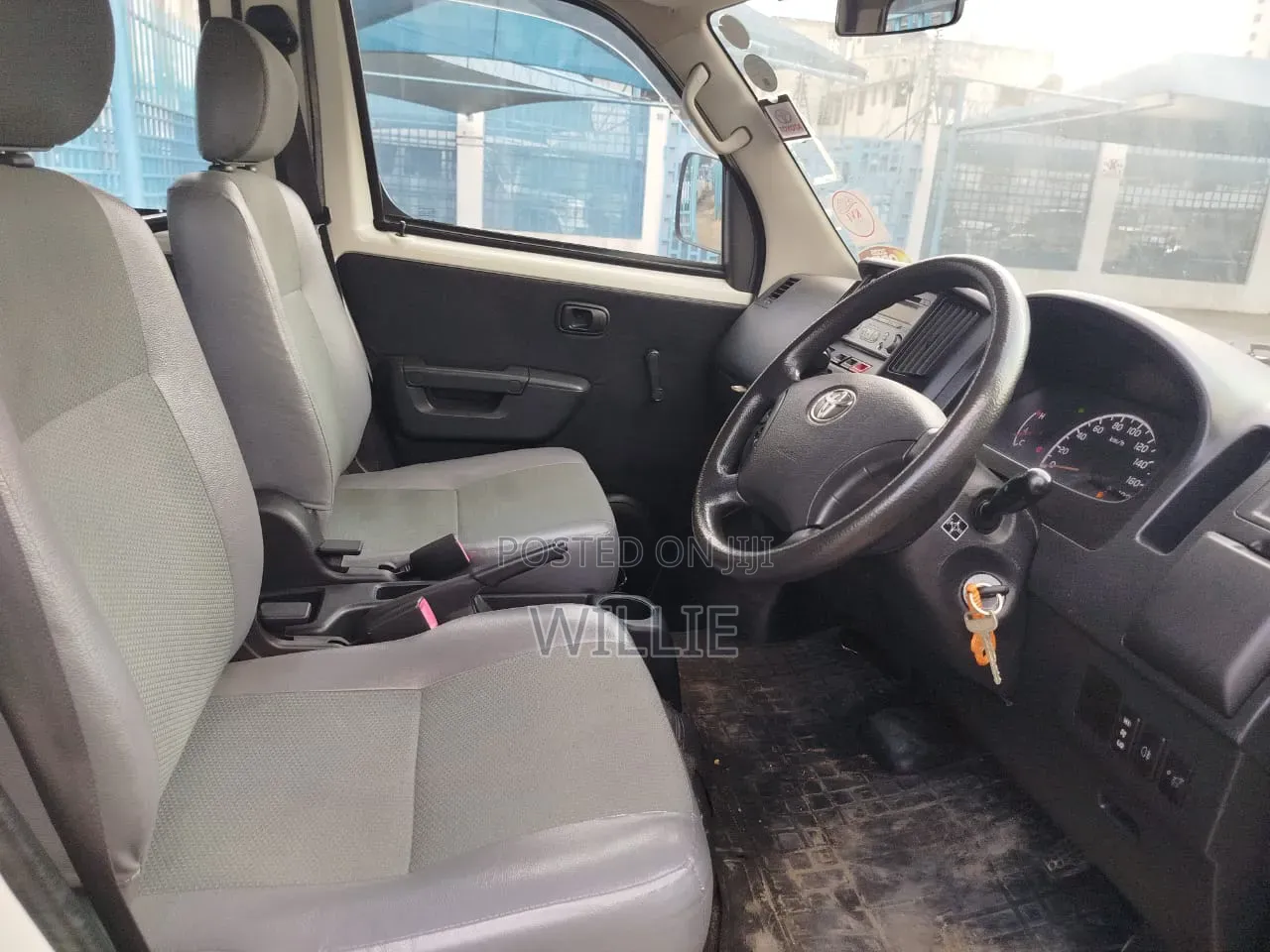 Toyota TownAce 2017 White