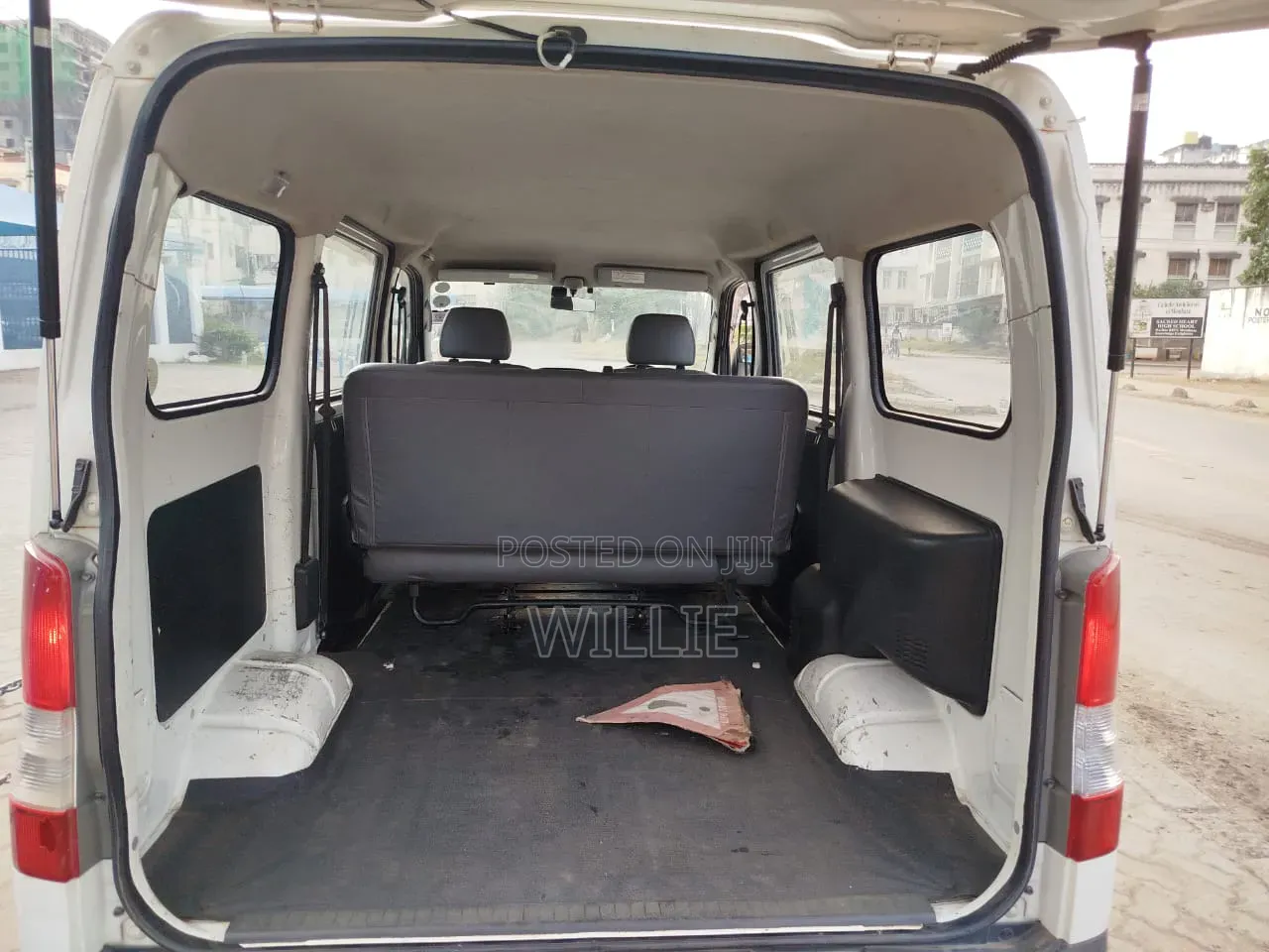 Toyota TownAce 2017 White