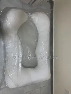 MATERNITY Pillow