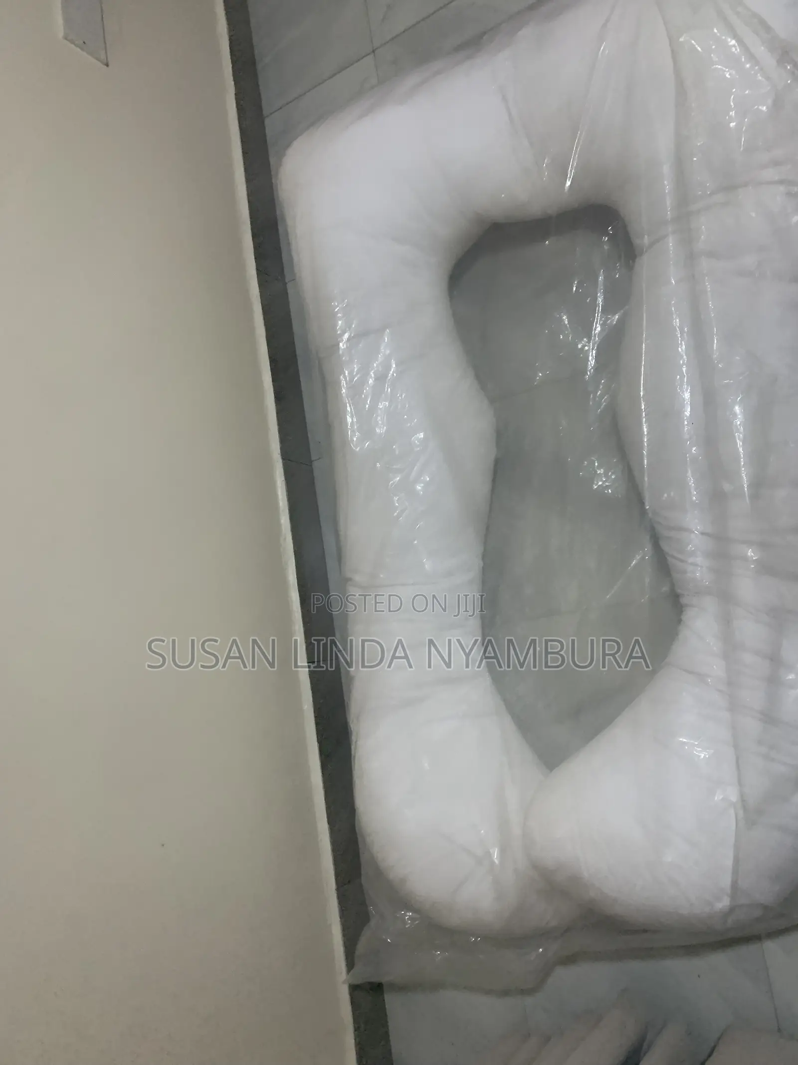 MATERNITY Pillow
