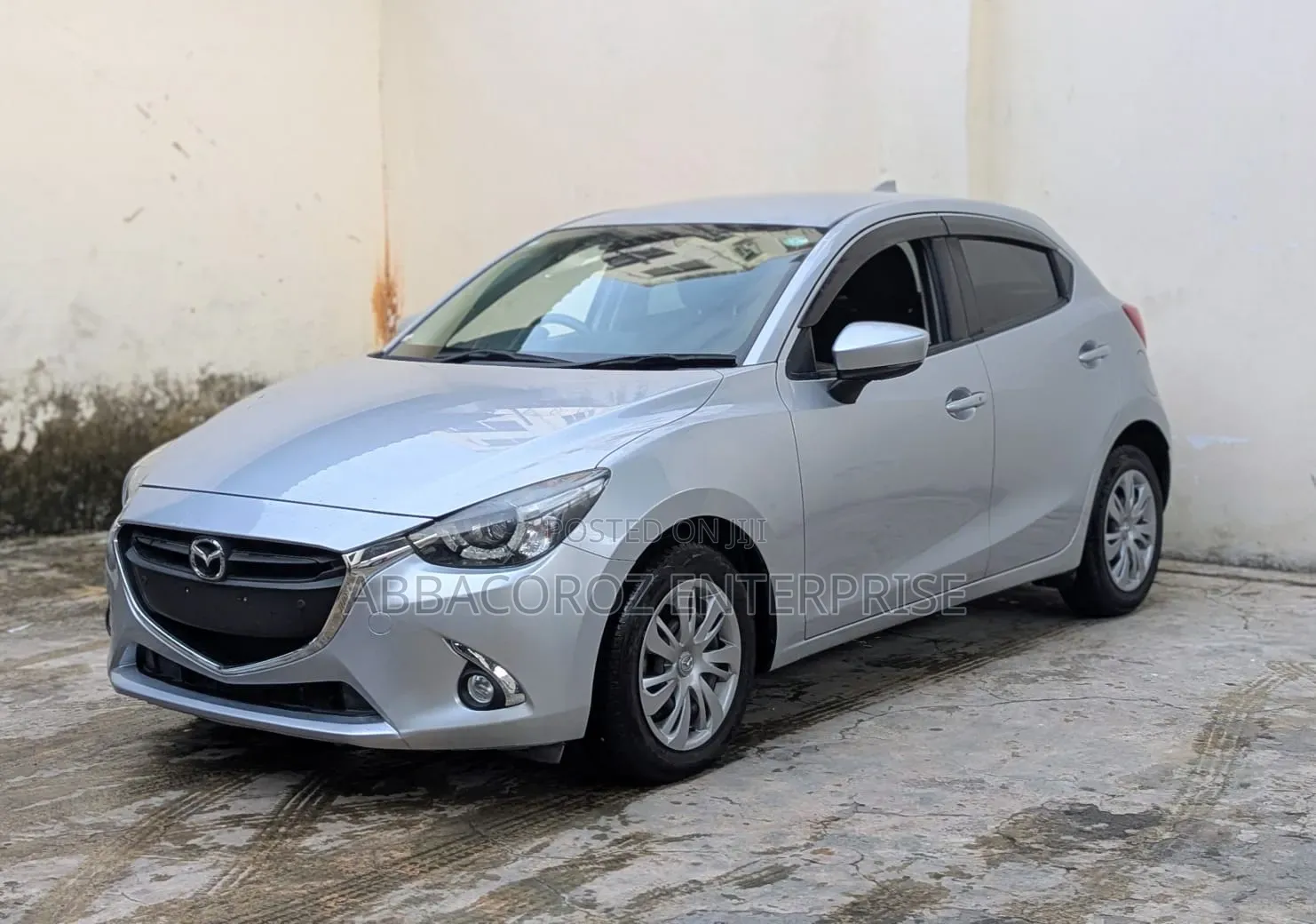 Mazda Demio 2018 Silver