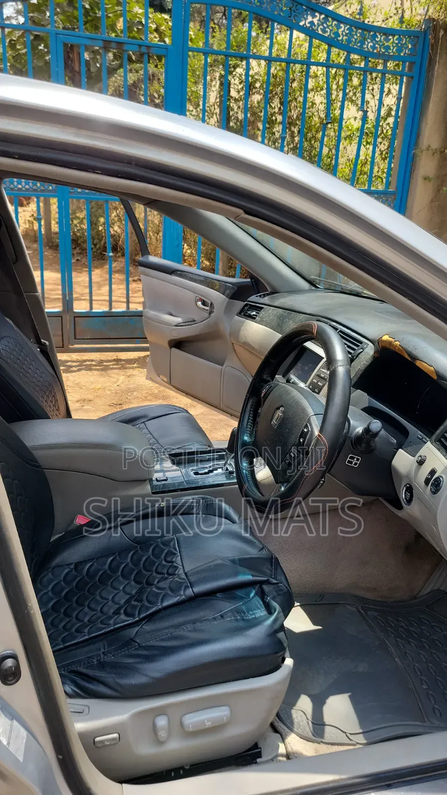 Toyota Crown 2006 Silver