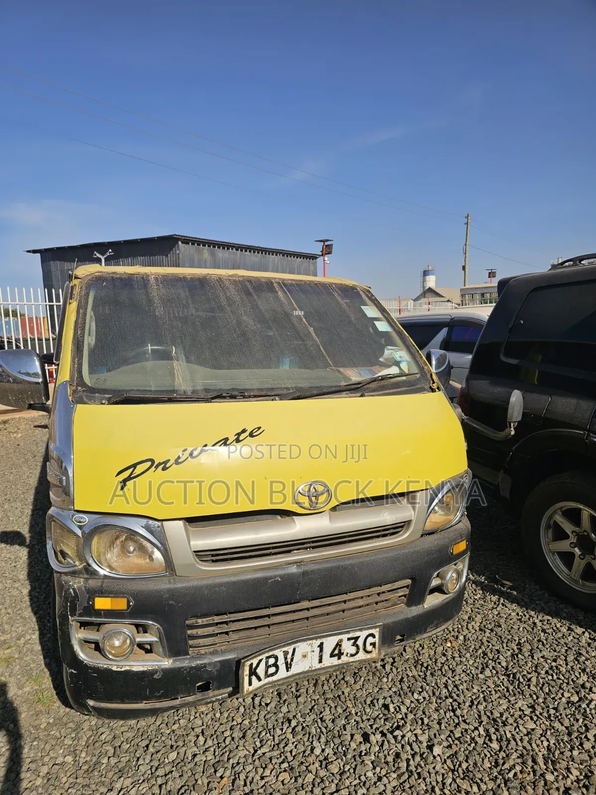 Toyota HiAce 2007 Yellow