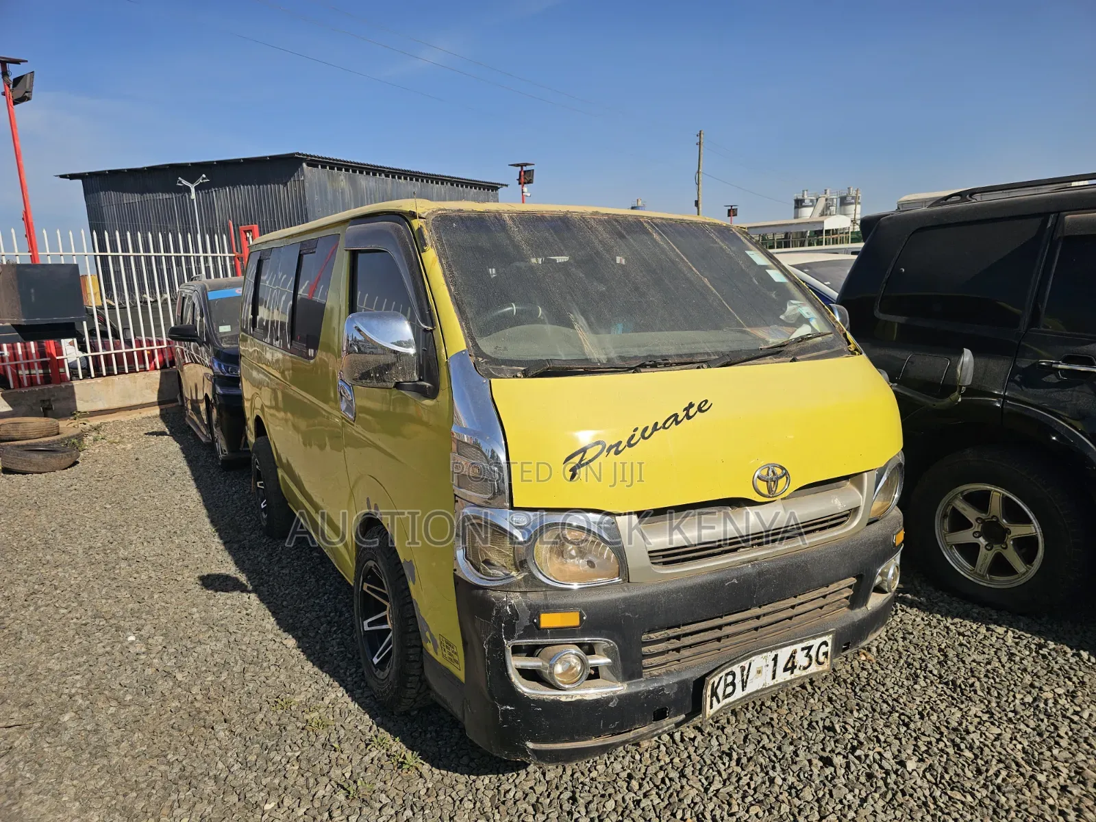 Toyota HiAce 2007 Yellow