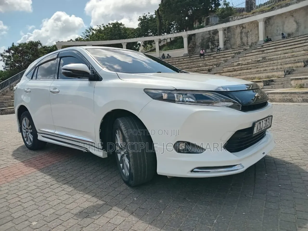 Toyota Harrier 2015 White