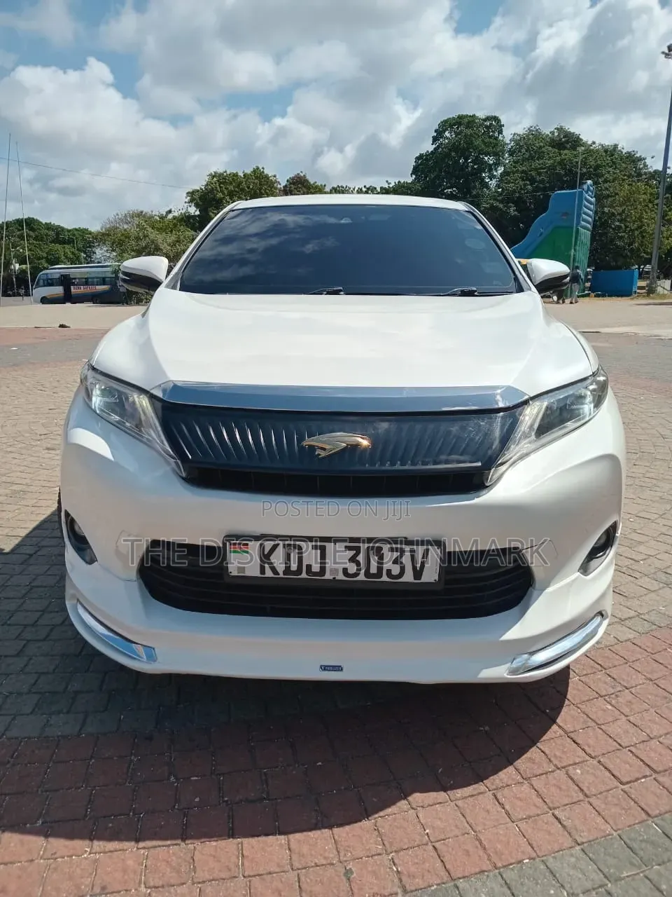 Toyota Harrier 2015 White