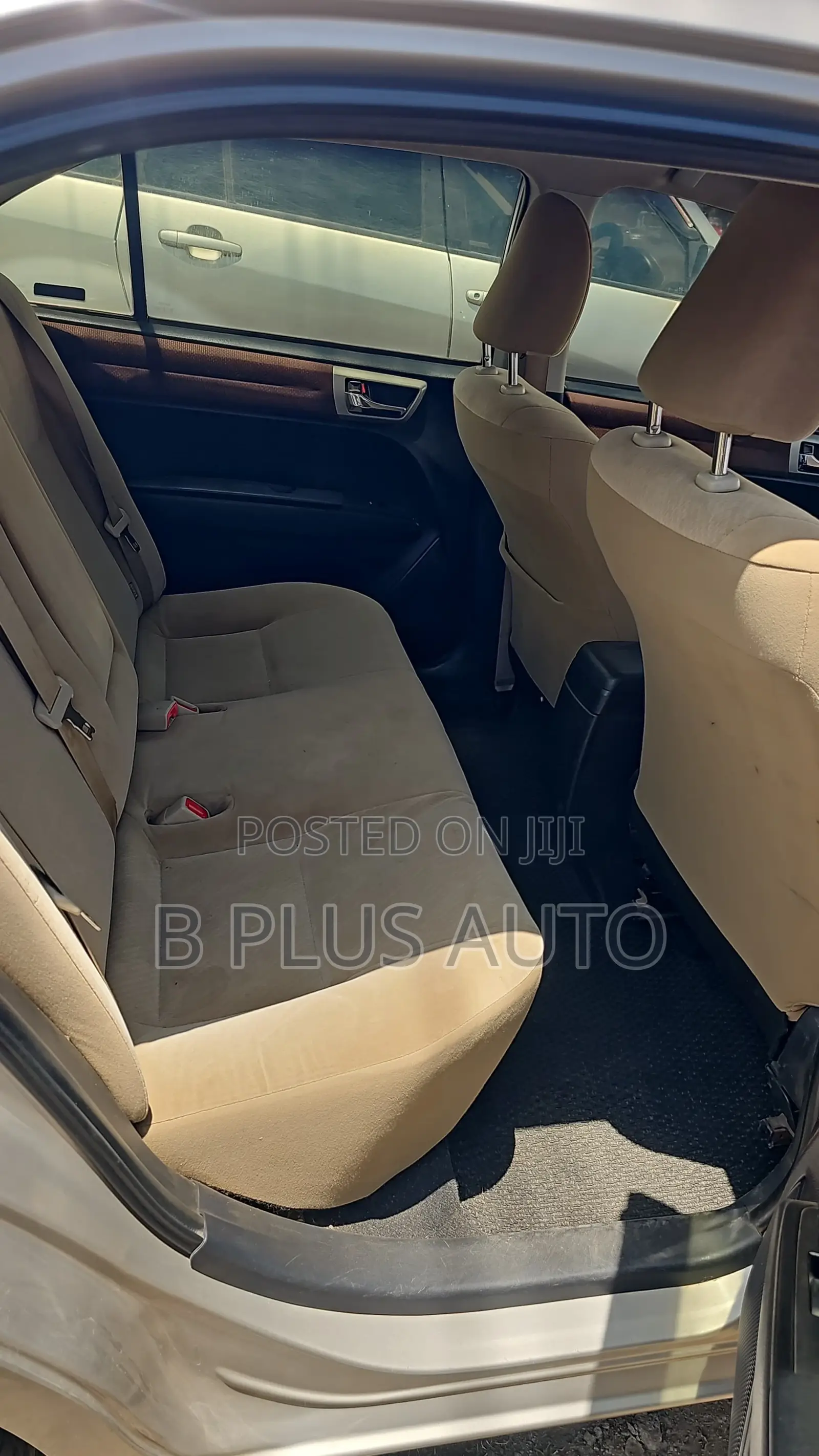 Toyota Axio 2012 Silver