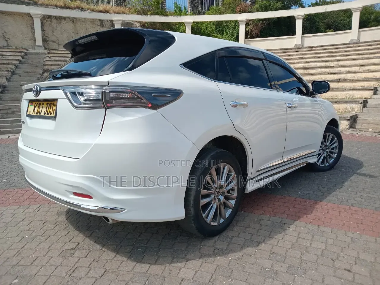 Toyota Harrier 2015 White