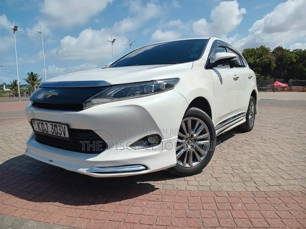 Toyota Harrier 2015 White