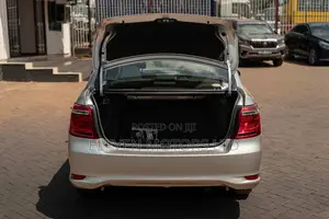 Toyota Axio 2020 Silver