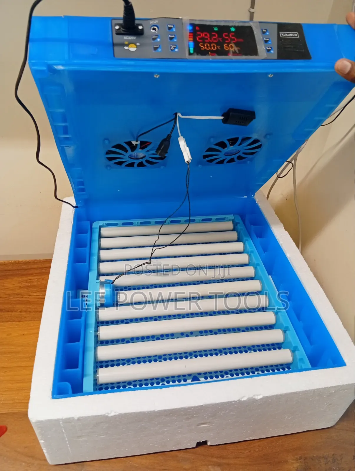 64 Eggs Automatic Incubator