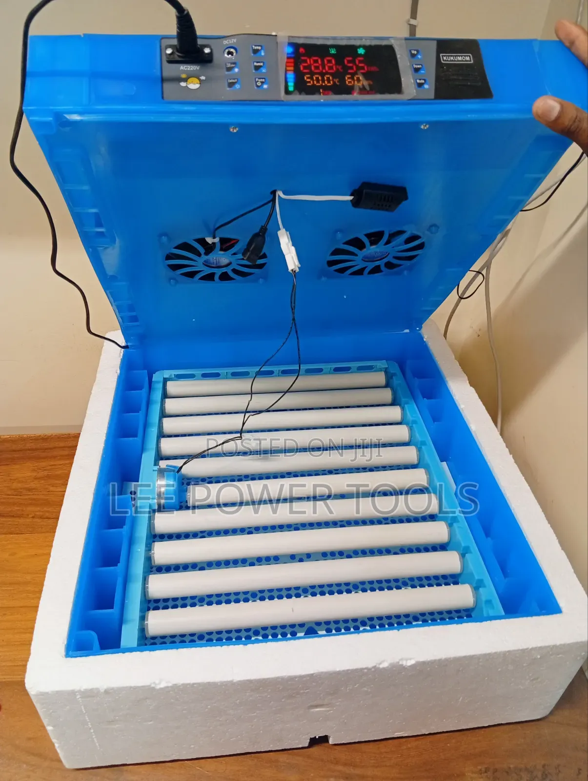 64 Eggs Automatic Incubator
