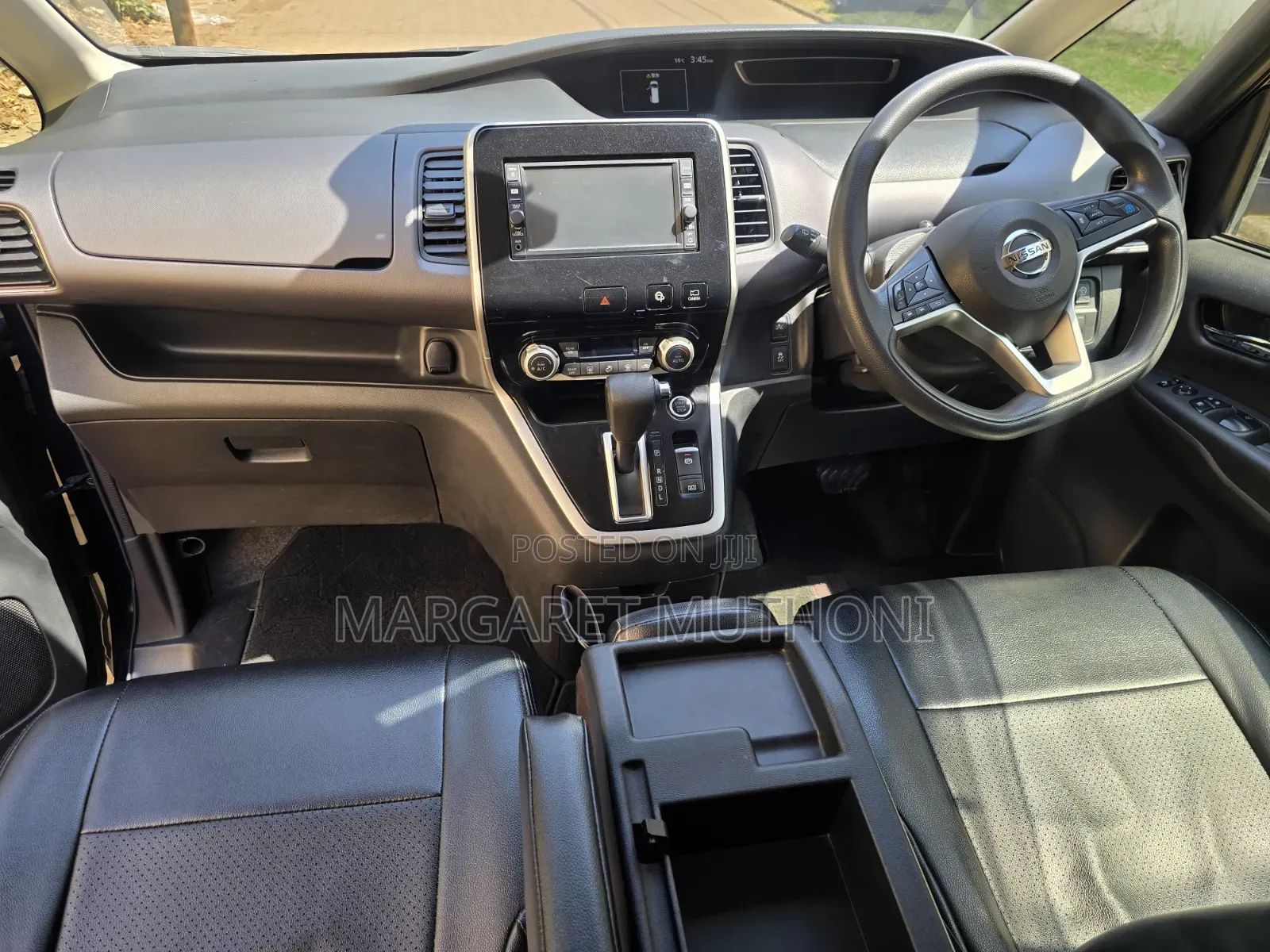 Nissan Serena 2017 Blue