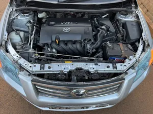 Toyota Axio 2012 Silver