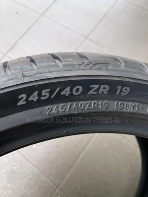 245 /40 R18 Marshal Tires 98y Xl Mu12