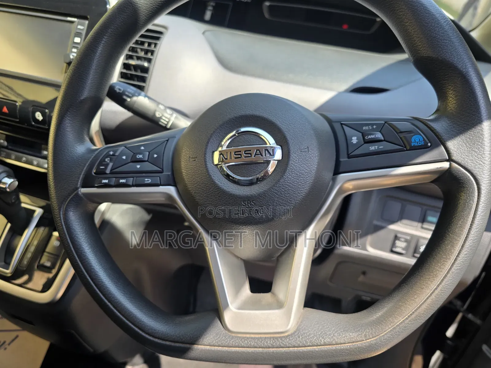 Nissan Serena 2017 Blue