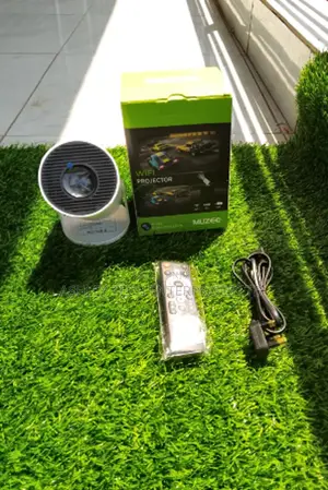 HY300 Android Multimedia Projector at HY300 Android Multimedia Projector