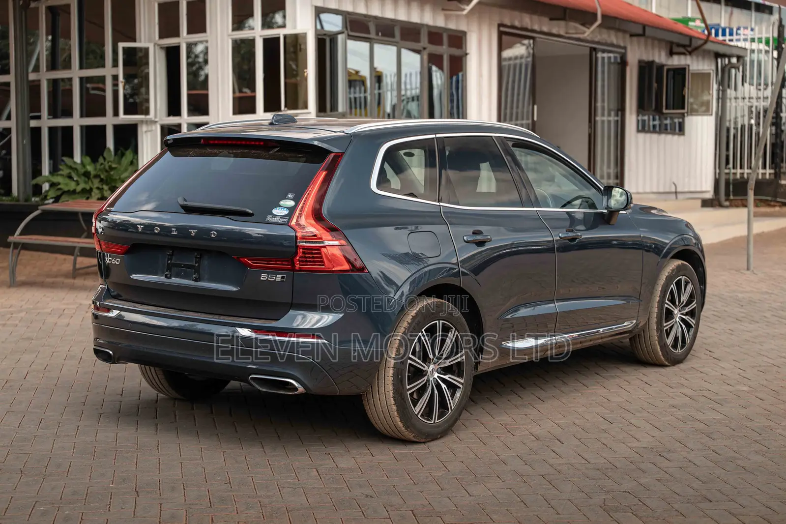 Volvo XC60 2020 Blue