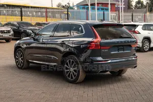 Volvo XC60 2020 Blue