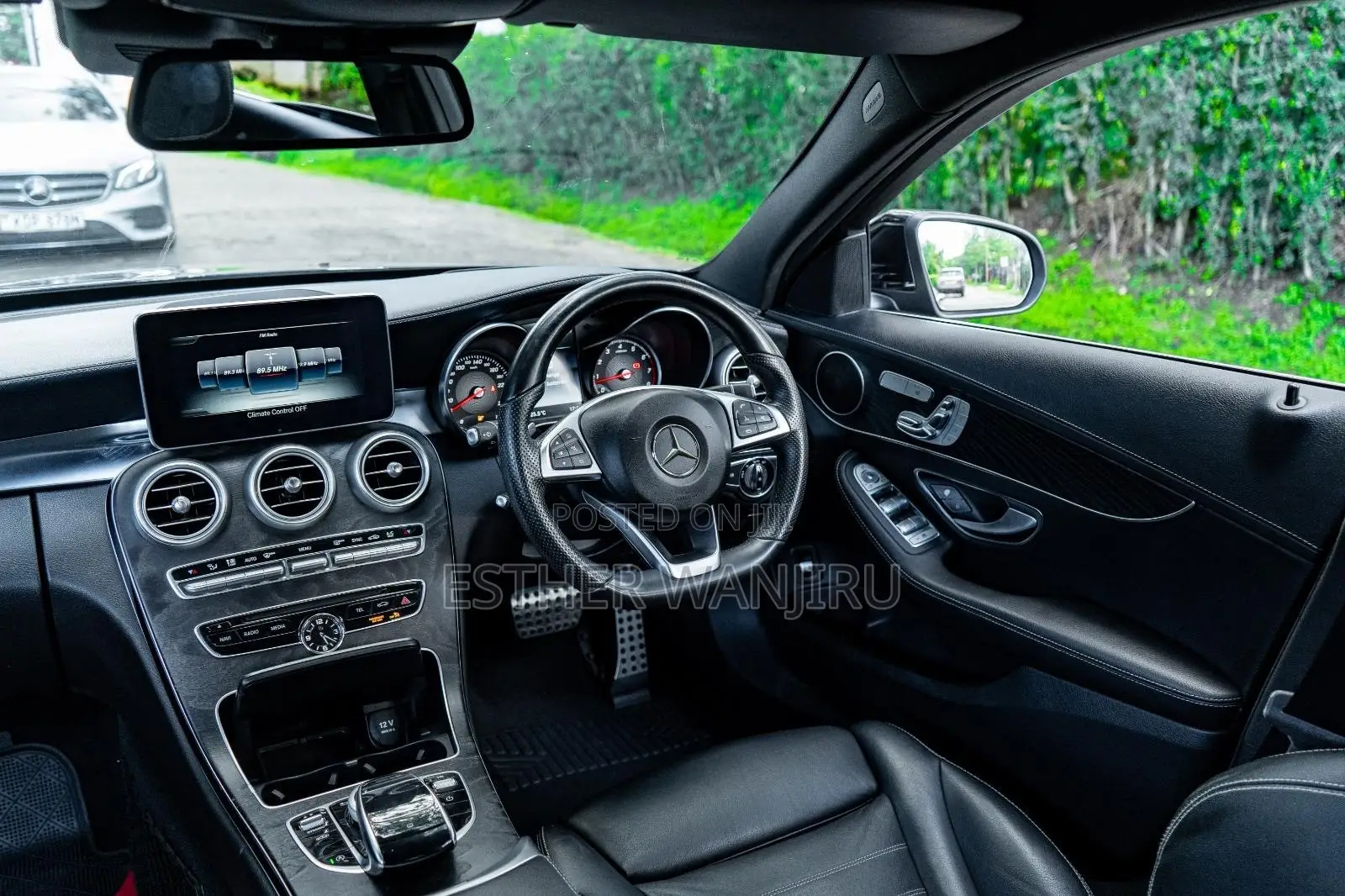 Mercedes-Benz C200 2016 Black
