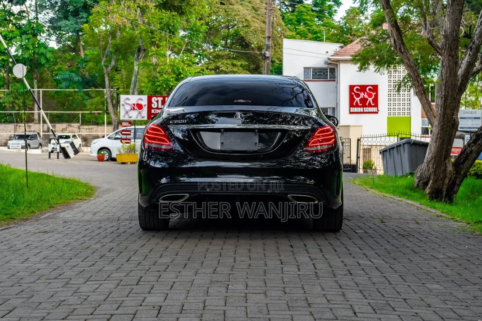 Mercedes-Benz C200 2016 Black