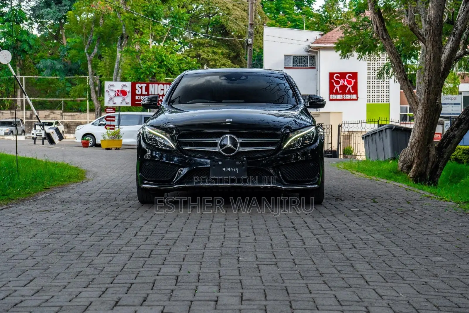 Mercedes-Benz C200 2016 Black