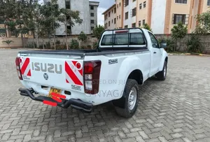 Isuzu D-MAX 2018 White