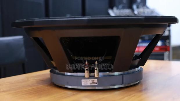 Derwel PD1850 Professional Speaker