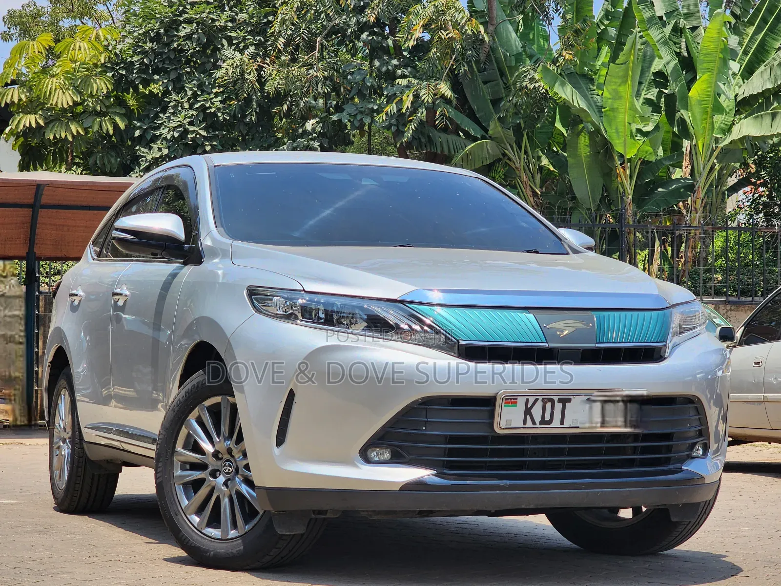 Toyota Harrier 2.0 4WD 2018 Silver