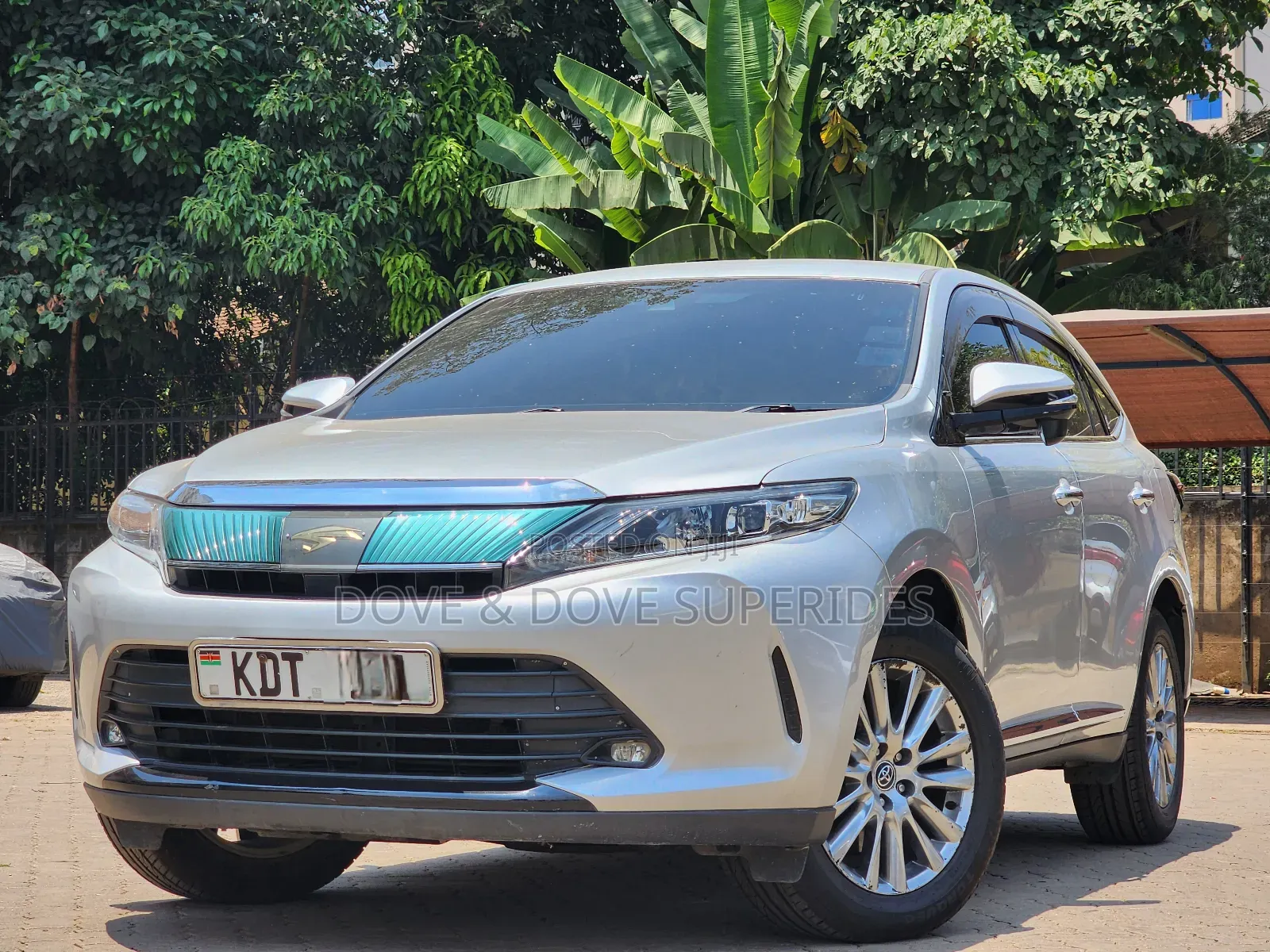 Toyota Harrier 2.0 4WD 2018 Silver