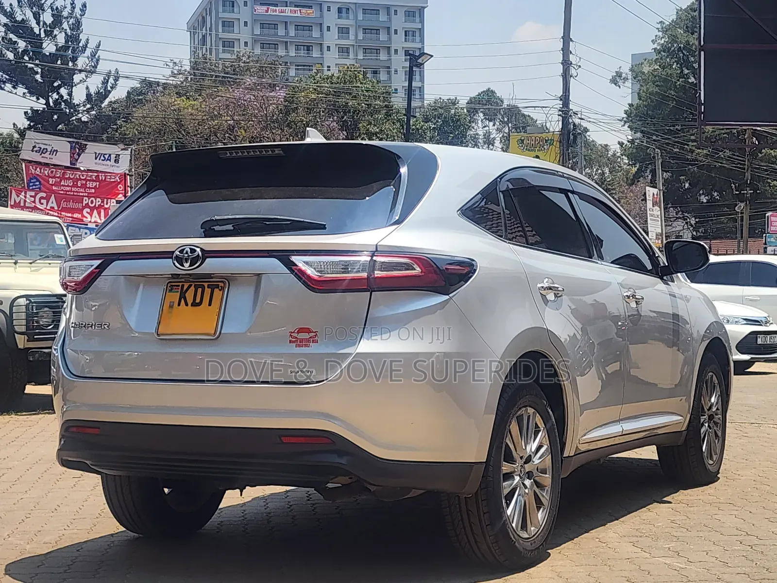 Toyota Harrier 2.0 4WD 2018 Silver