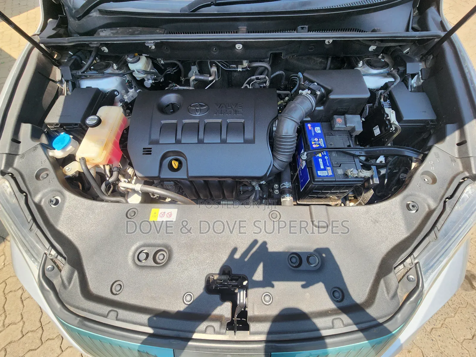 Toyota Harrier 2.0 4WD 2018 Silver