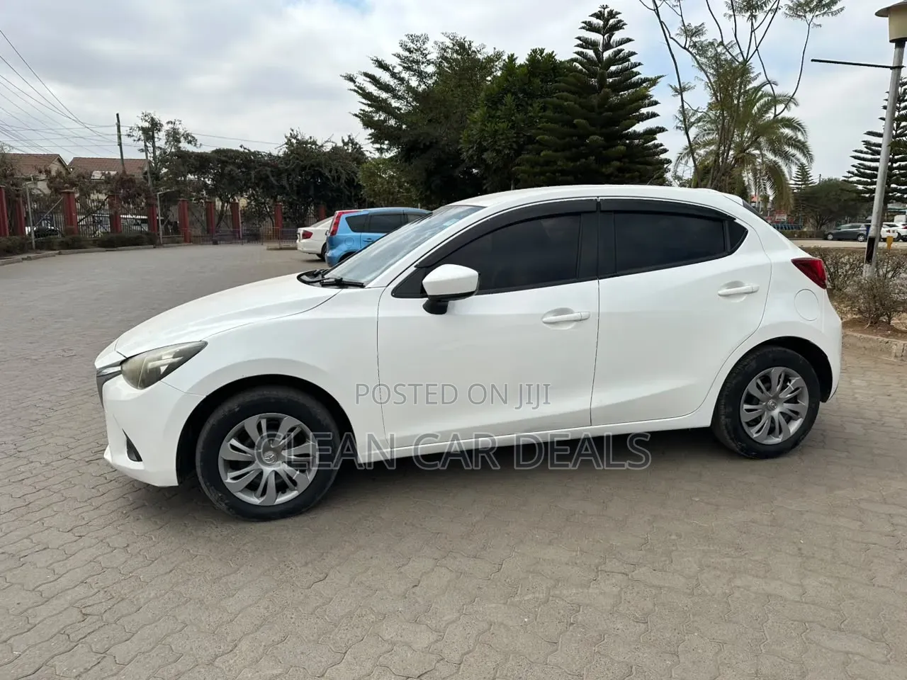Mazda Demio 2016 White