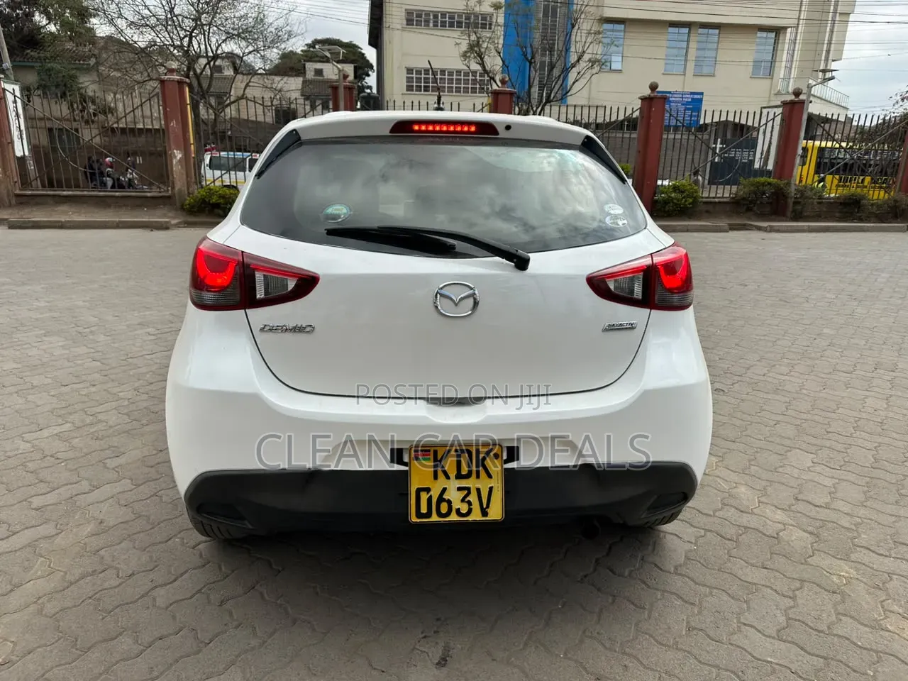 Mazda Demio 2016 White