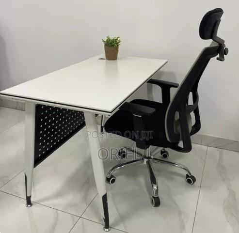 Office Table : Minimalistic Office Table - thumbnail 3
