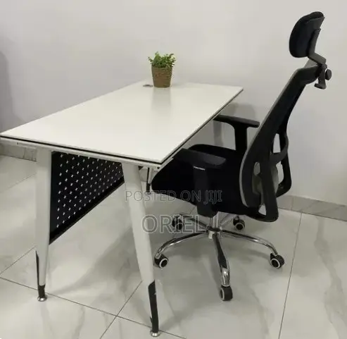 Office Table : Minimalistic Office Table