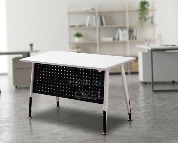 Office Table : Minimalistic Office Table - thumbnail 7