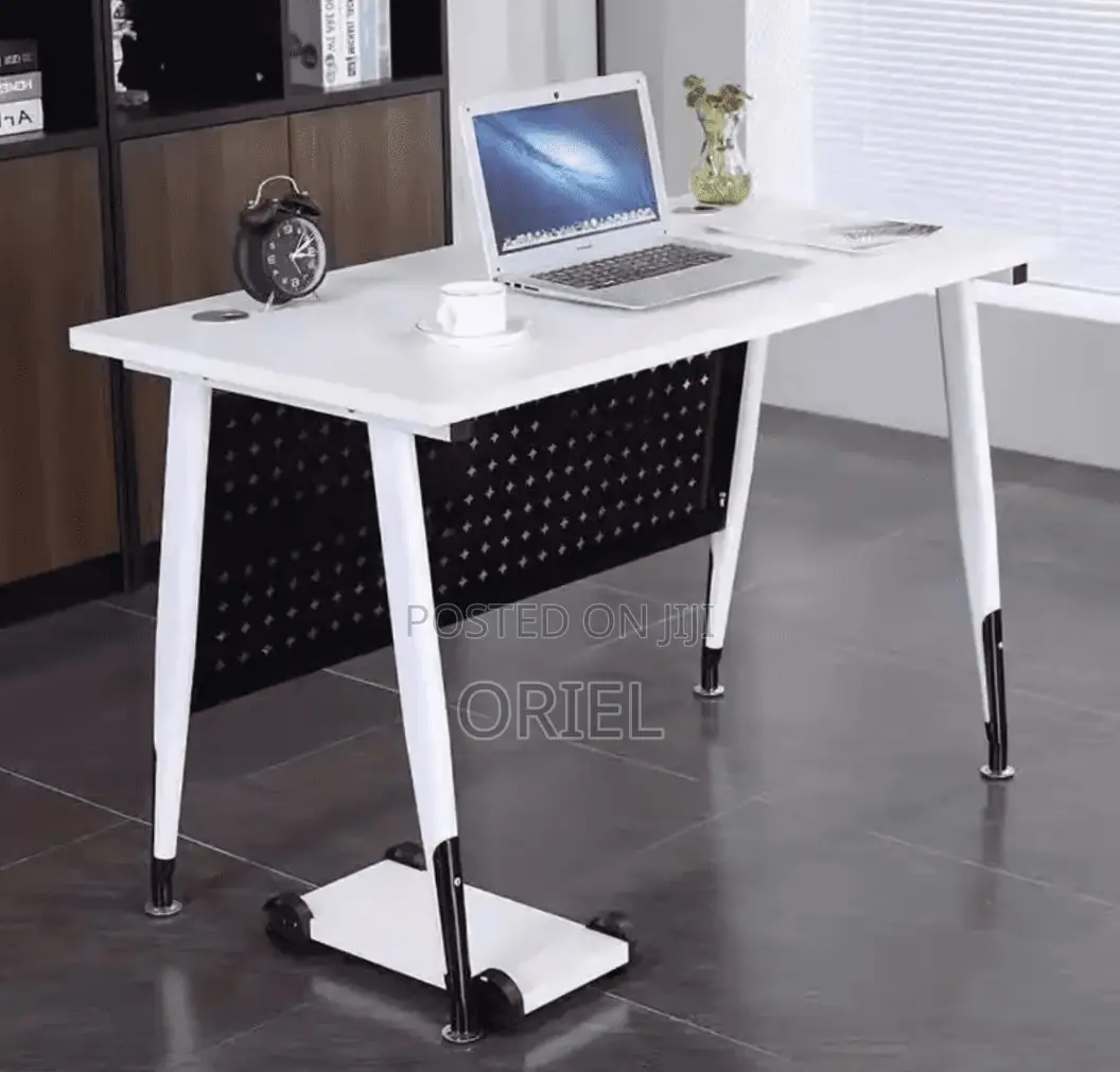 Office Table : Minimalistic Office Table