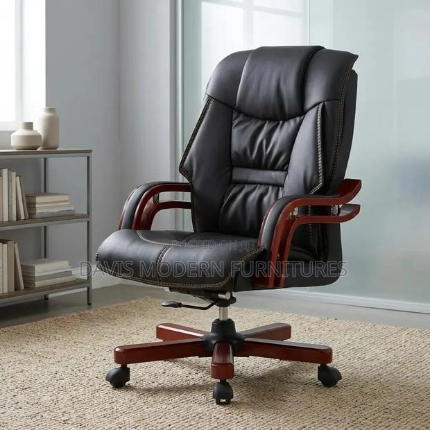 High -Back Executive Office Chair