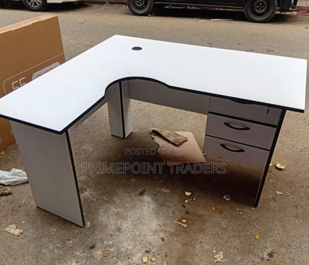 Modern 1.2M L-Shaped Office Study Desk