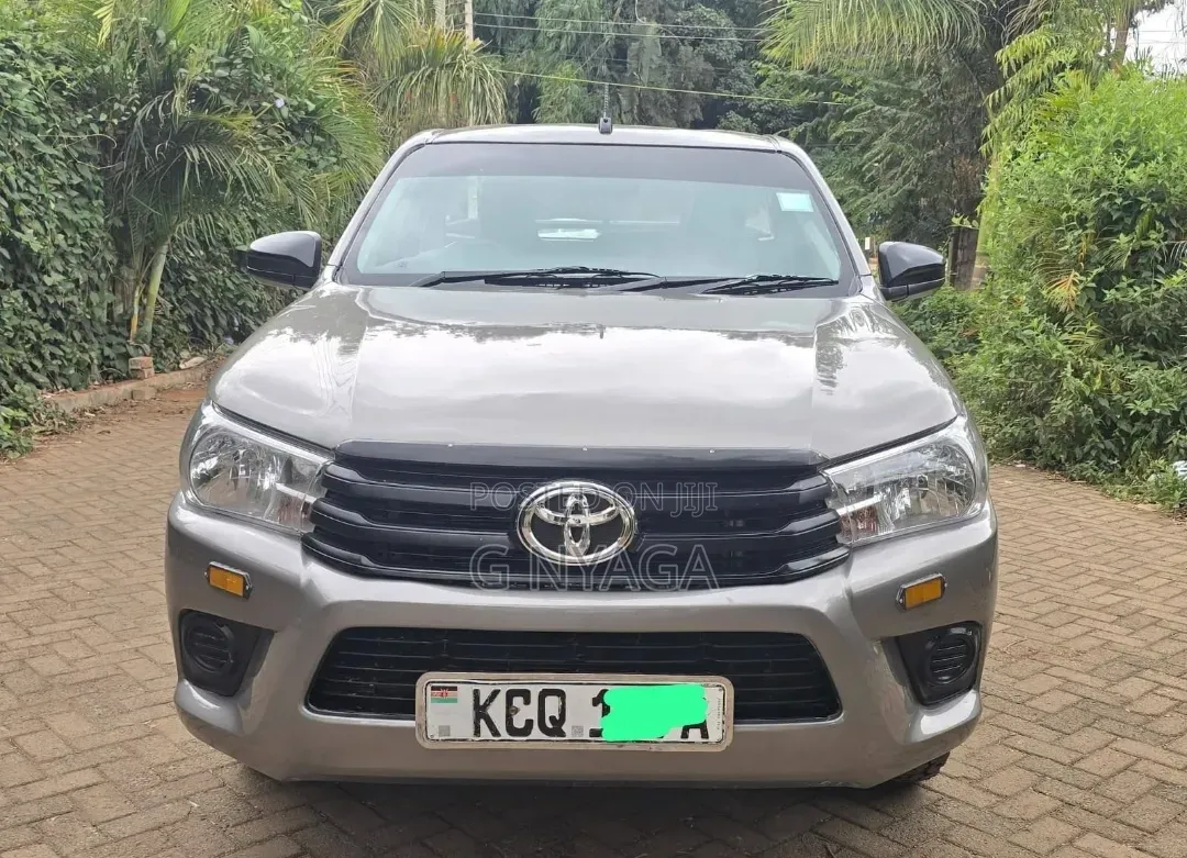 Toyota Hilux 2018 Beige