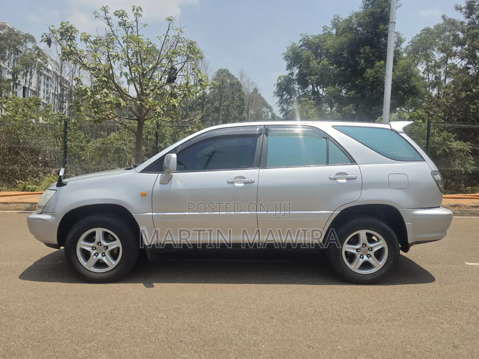 Toyota Harrier 2003 Silver