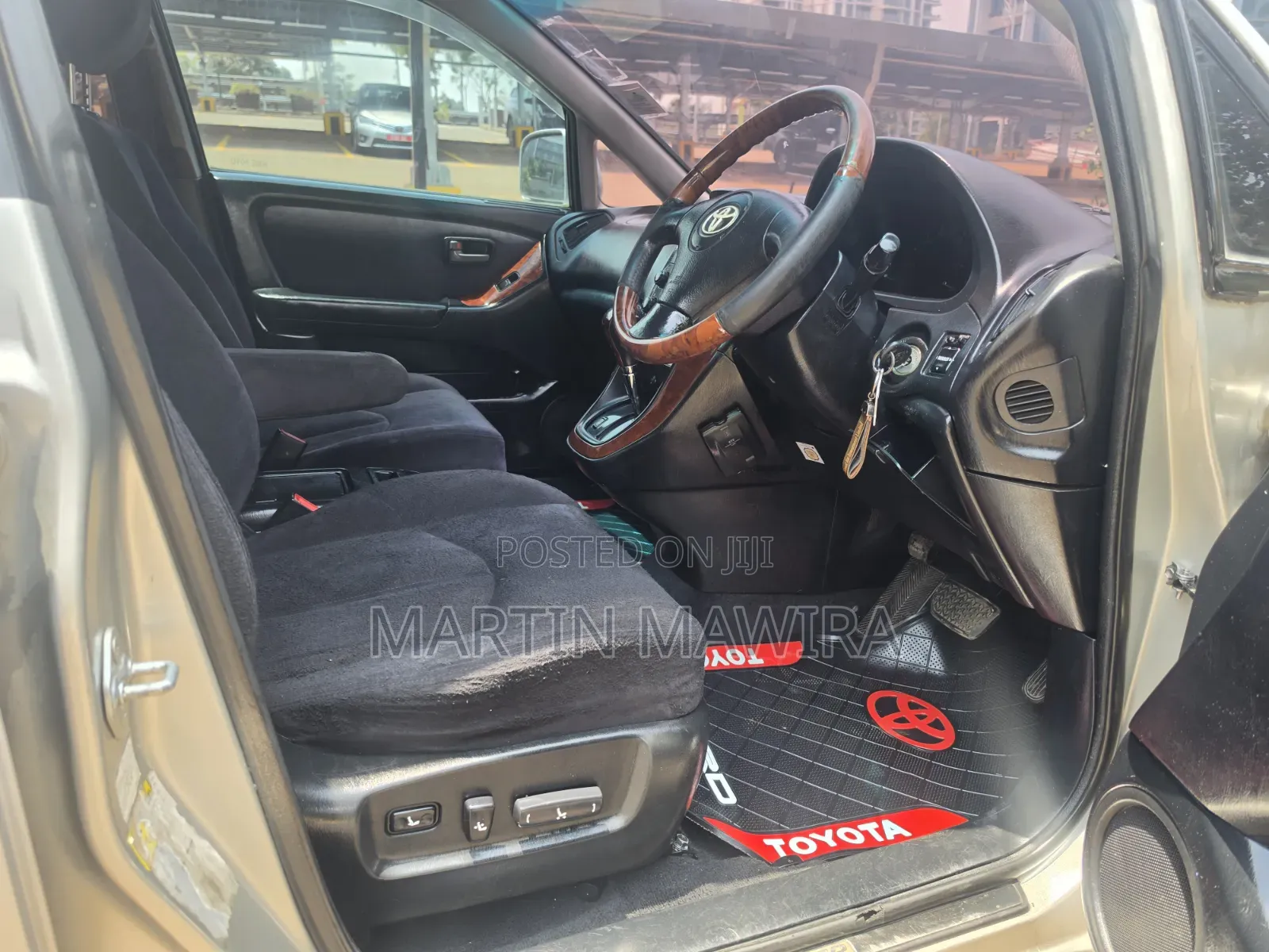 Toyota Harrier 2003 Silver
