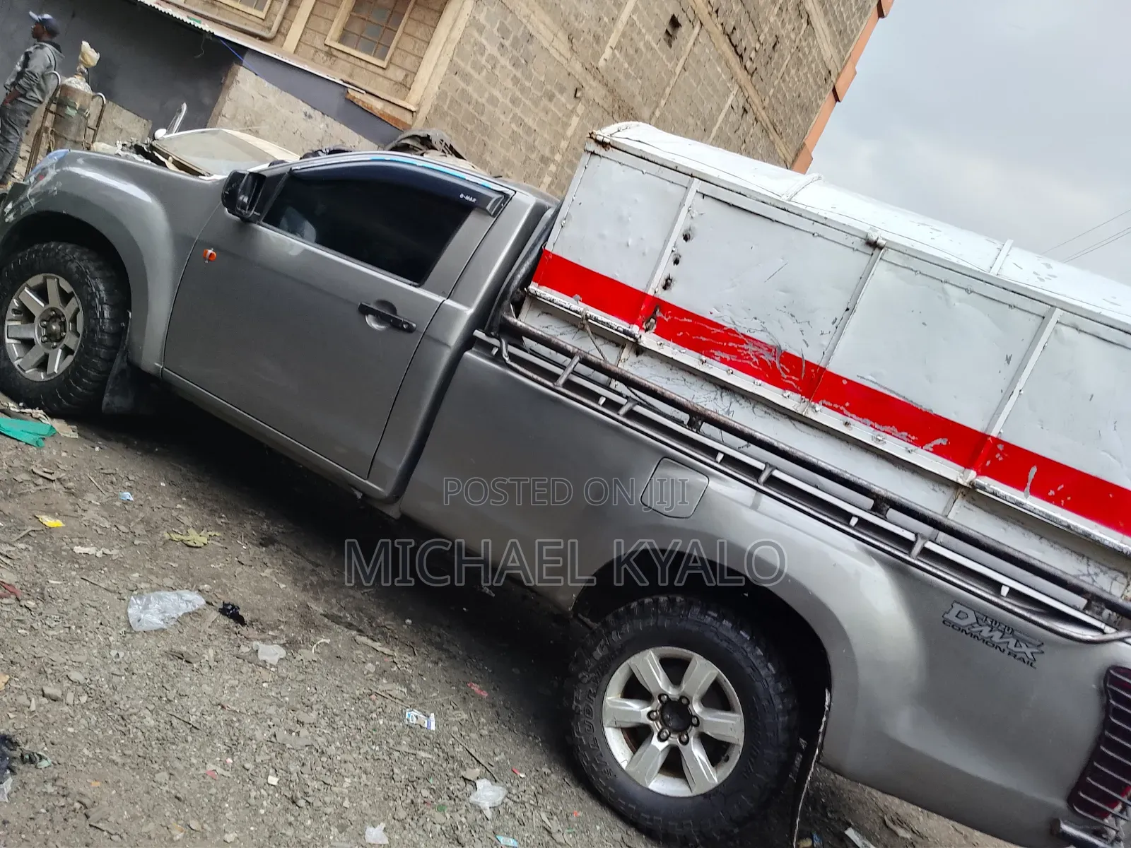 Isuzu D-MAX 2015 Gray
